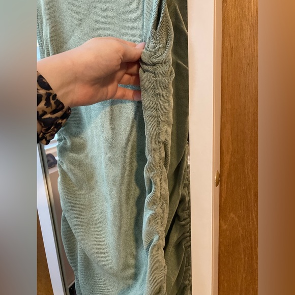 Lioness Mini Dress - Picture 4 of 4